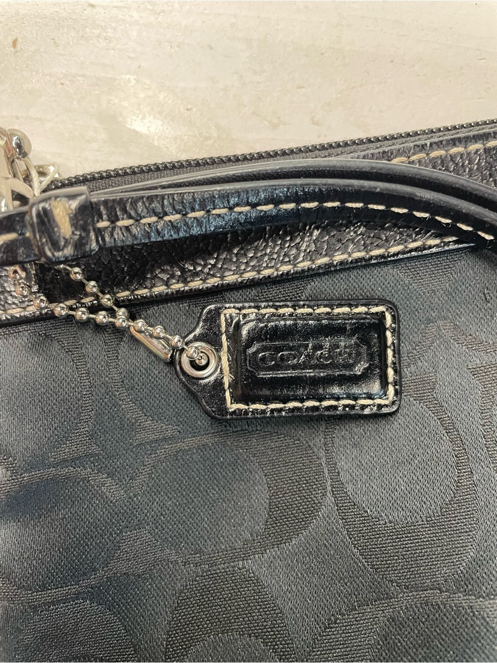 Coach Black Signature Jacquard Wristlet Mini Zip Pouch Y2K Silver ✨ - Picture 3 of 4
